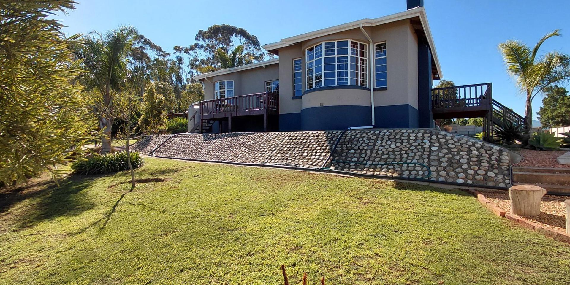 Image 2 of 6