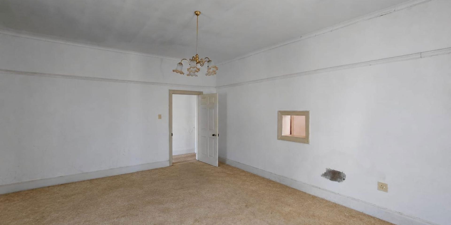 Image 4 of 6