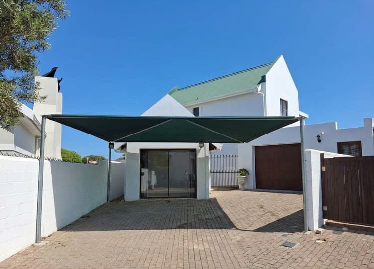 Main property image