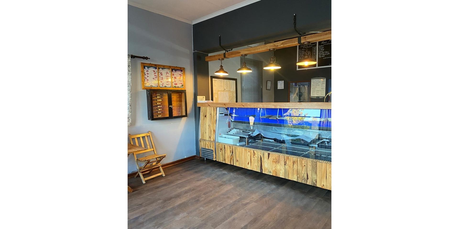 Image 4 of 6