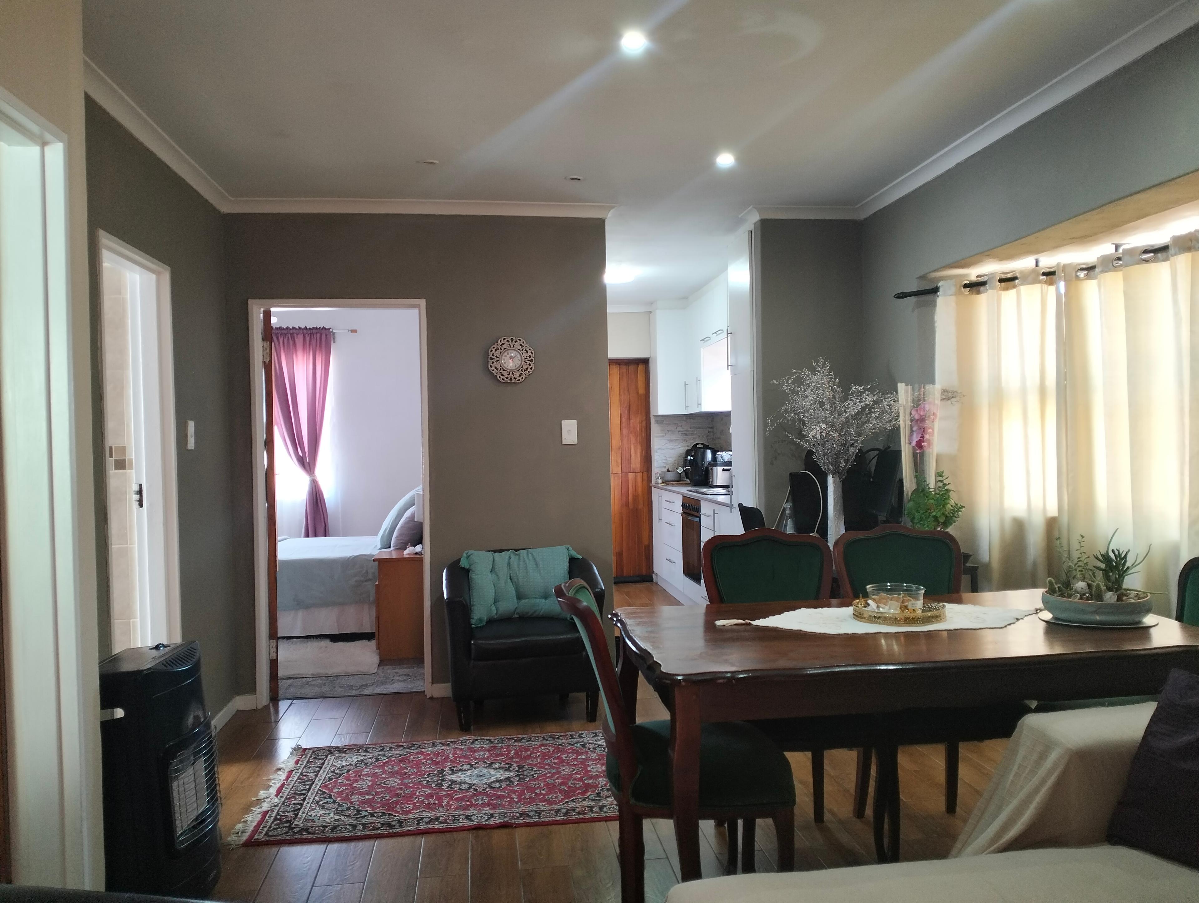 Image 2 of 6