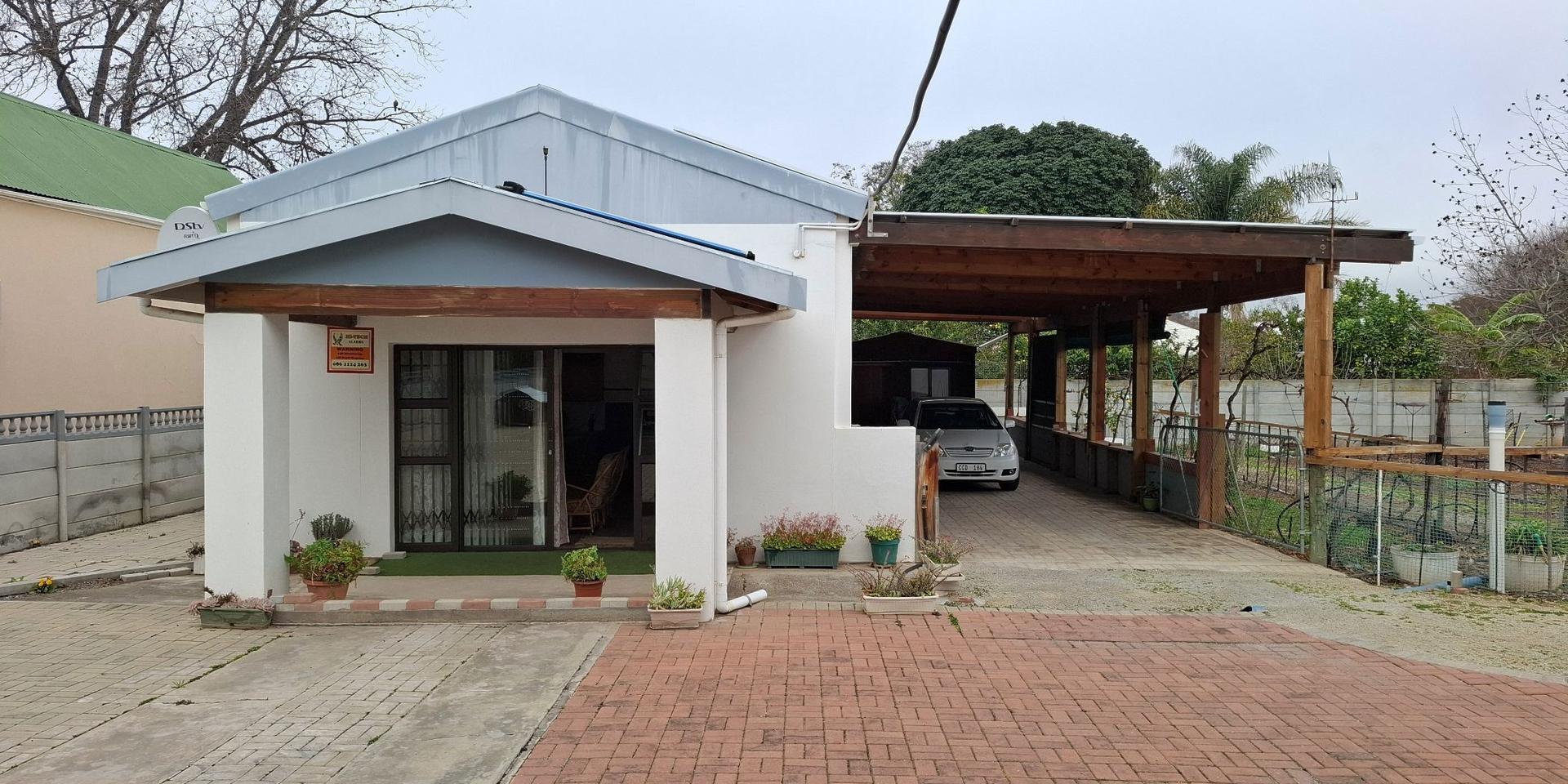 Image 4 of 6