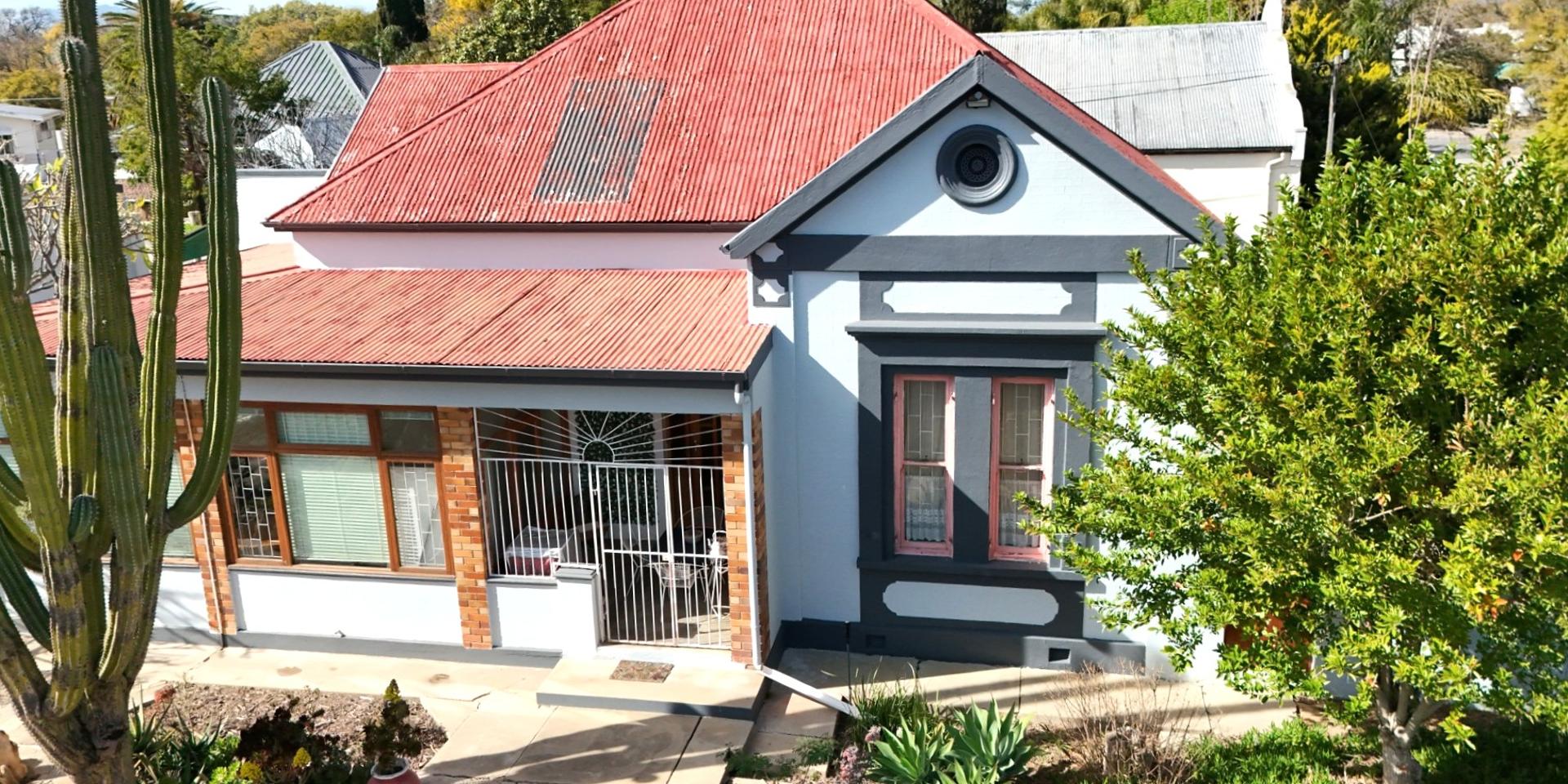 Image 2 of 6