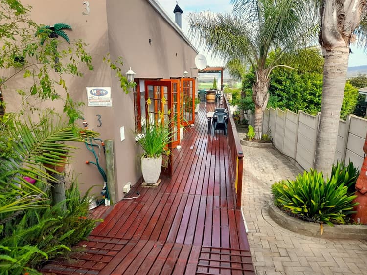 Main property image
