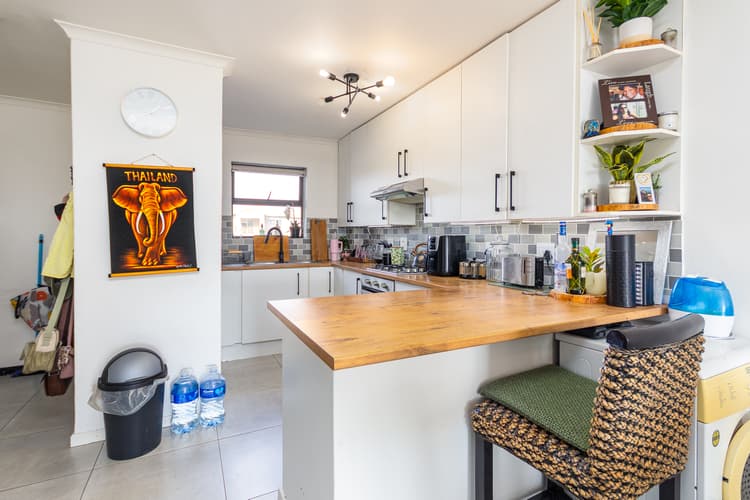 Main property image