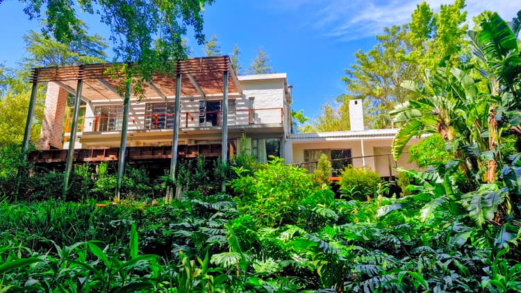 Main property image
