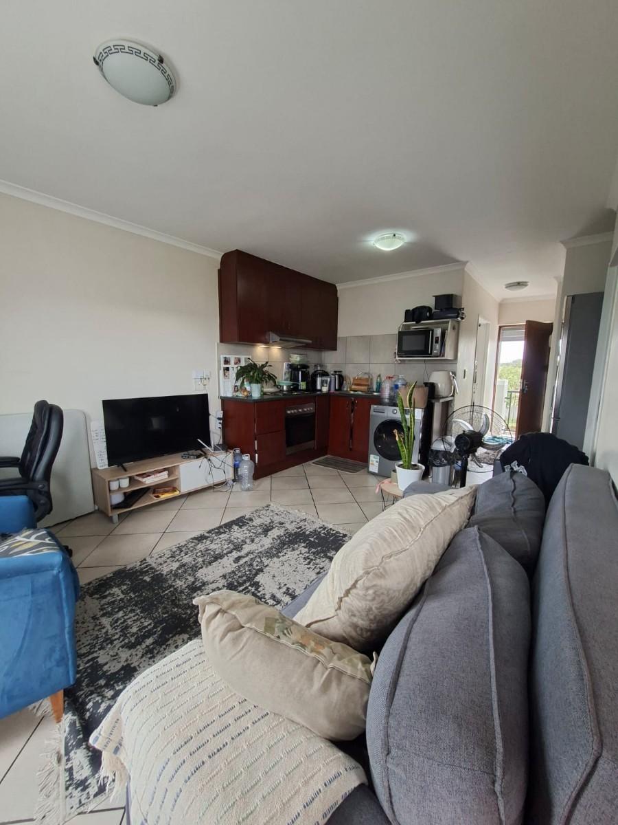 Image 4 of 6