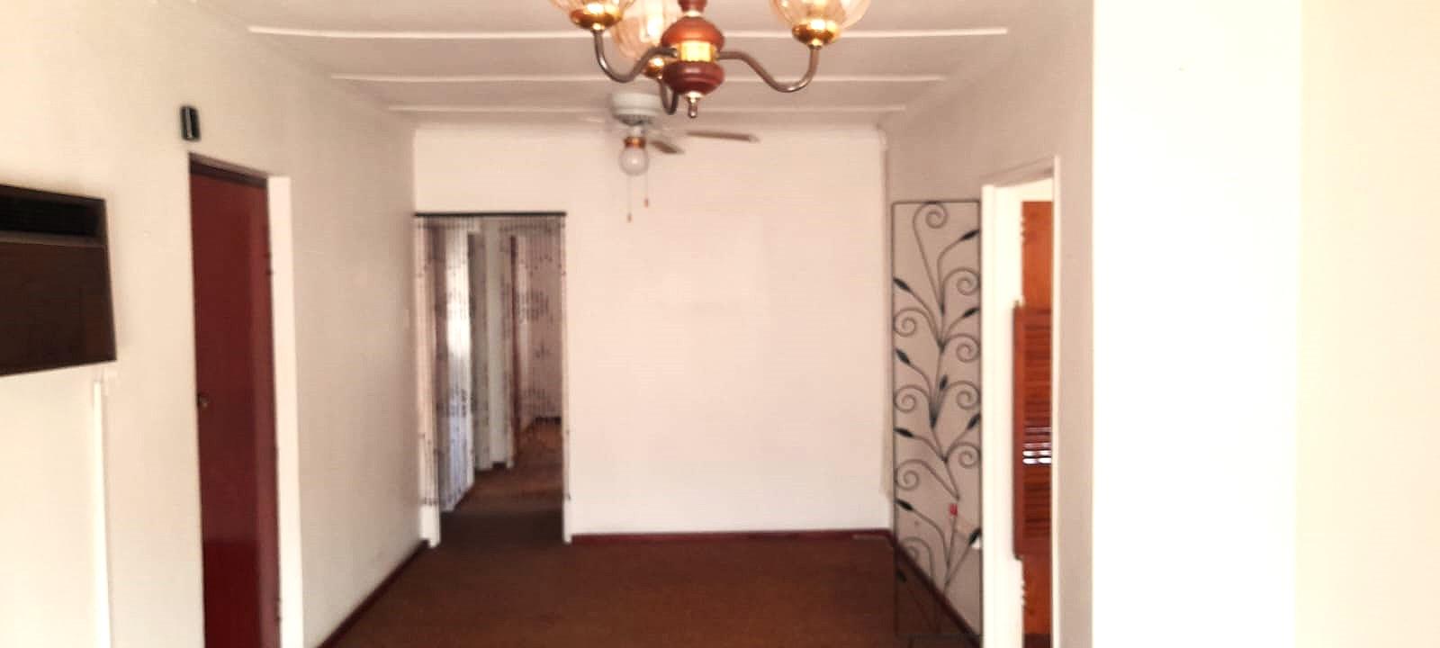Image 3 of 6