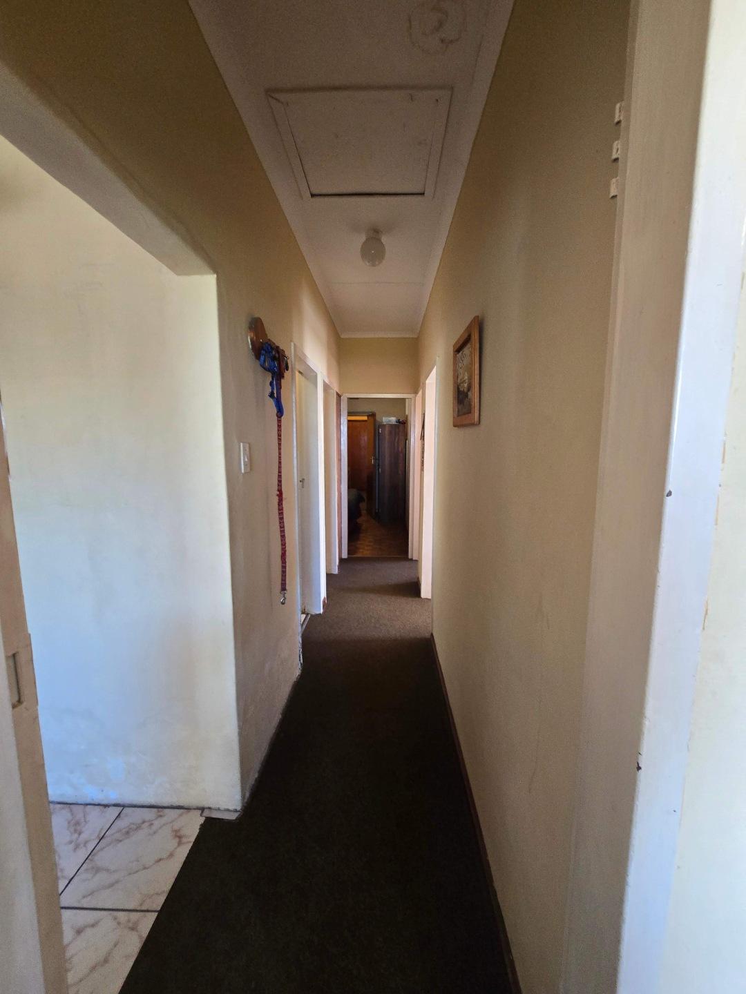 Image 3 of 6