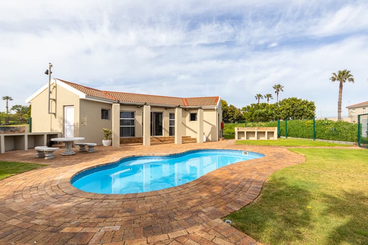 Main property image