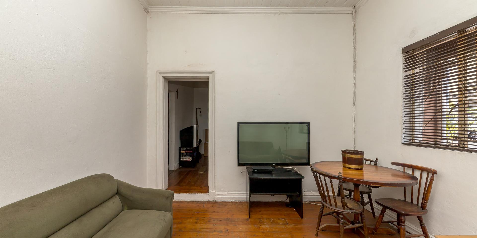 Image 5 of 6