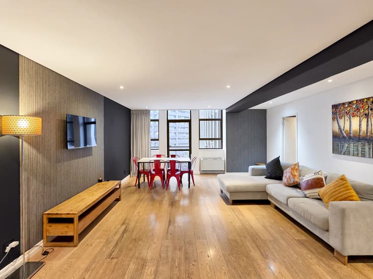 Main property image