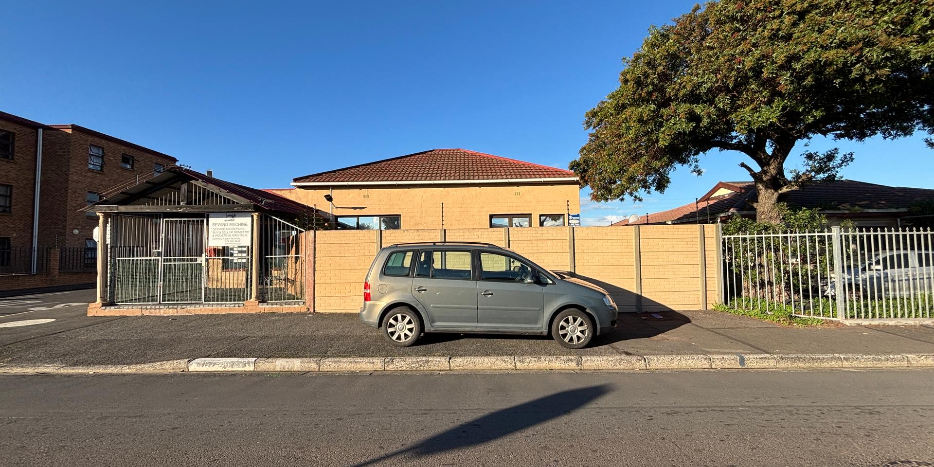 Image 1 of 6