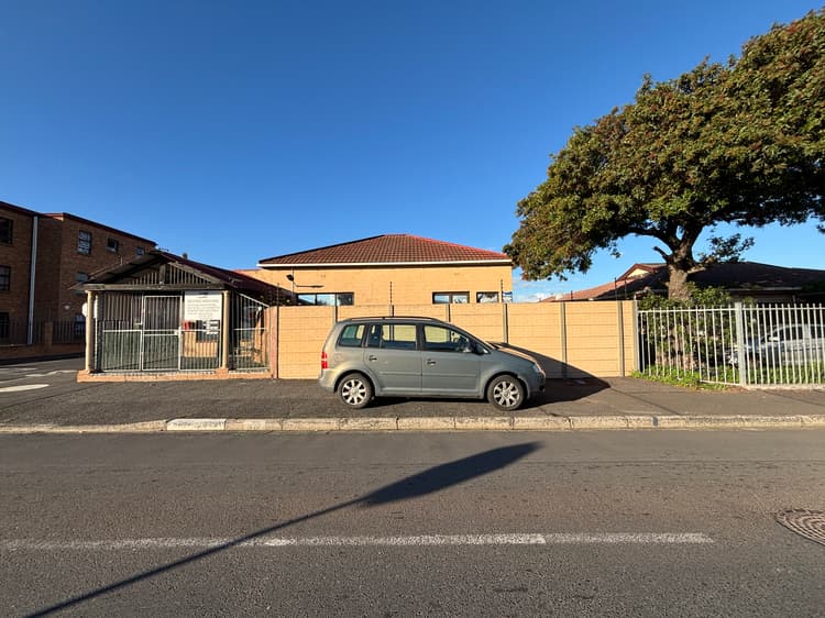 Main property image