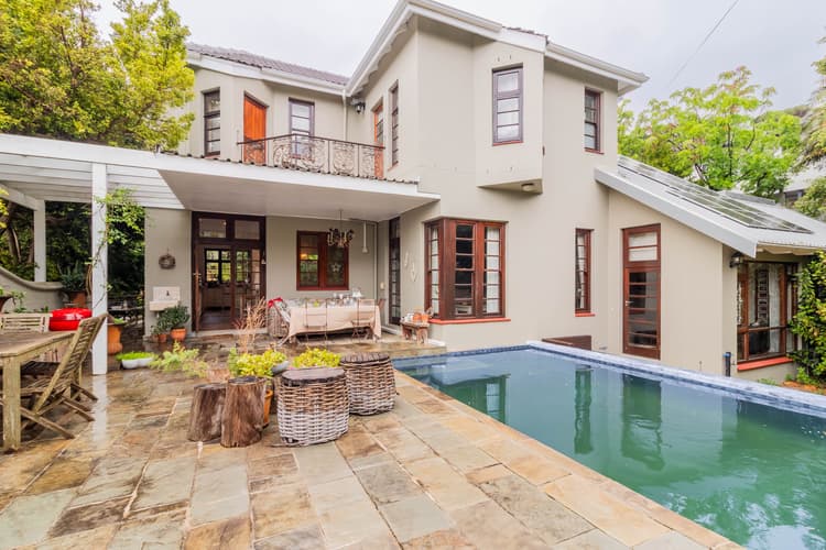 Main property image