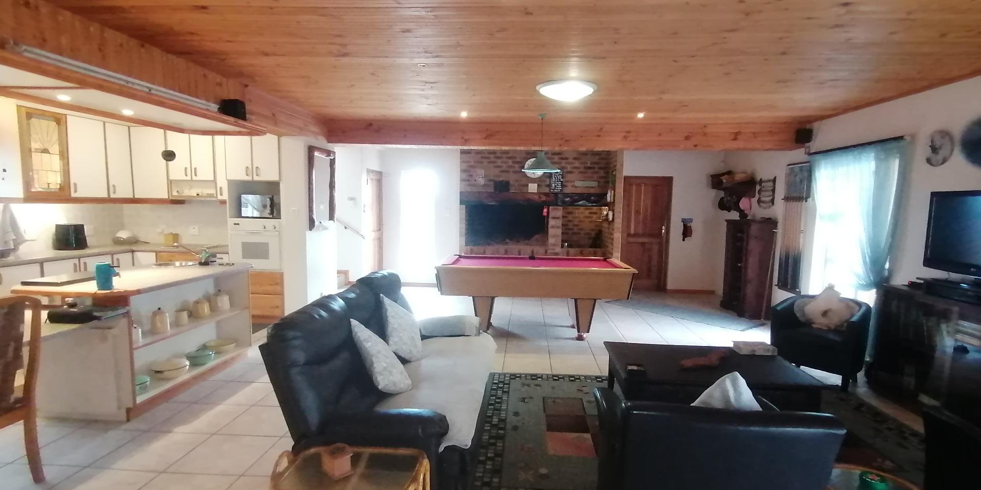 Image 3 of 6