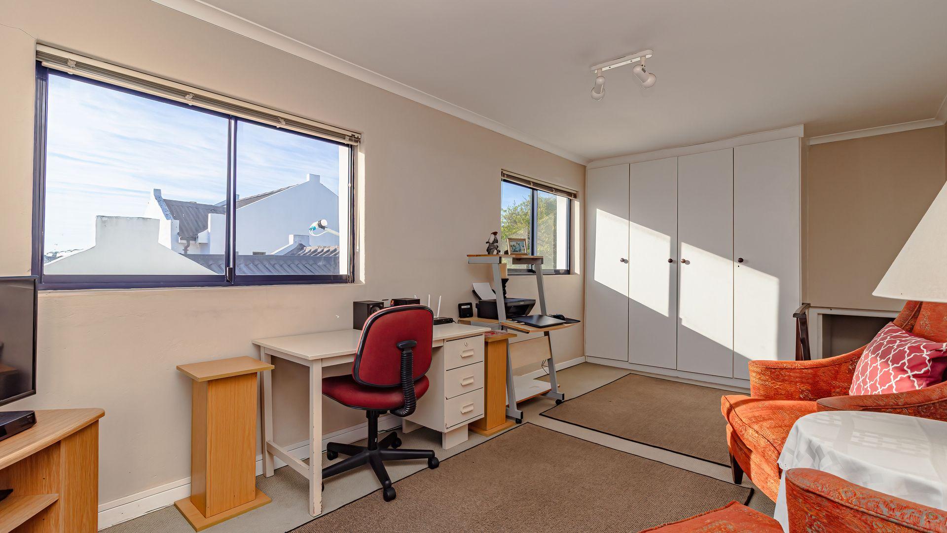 Image 37
