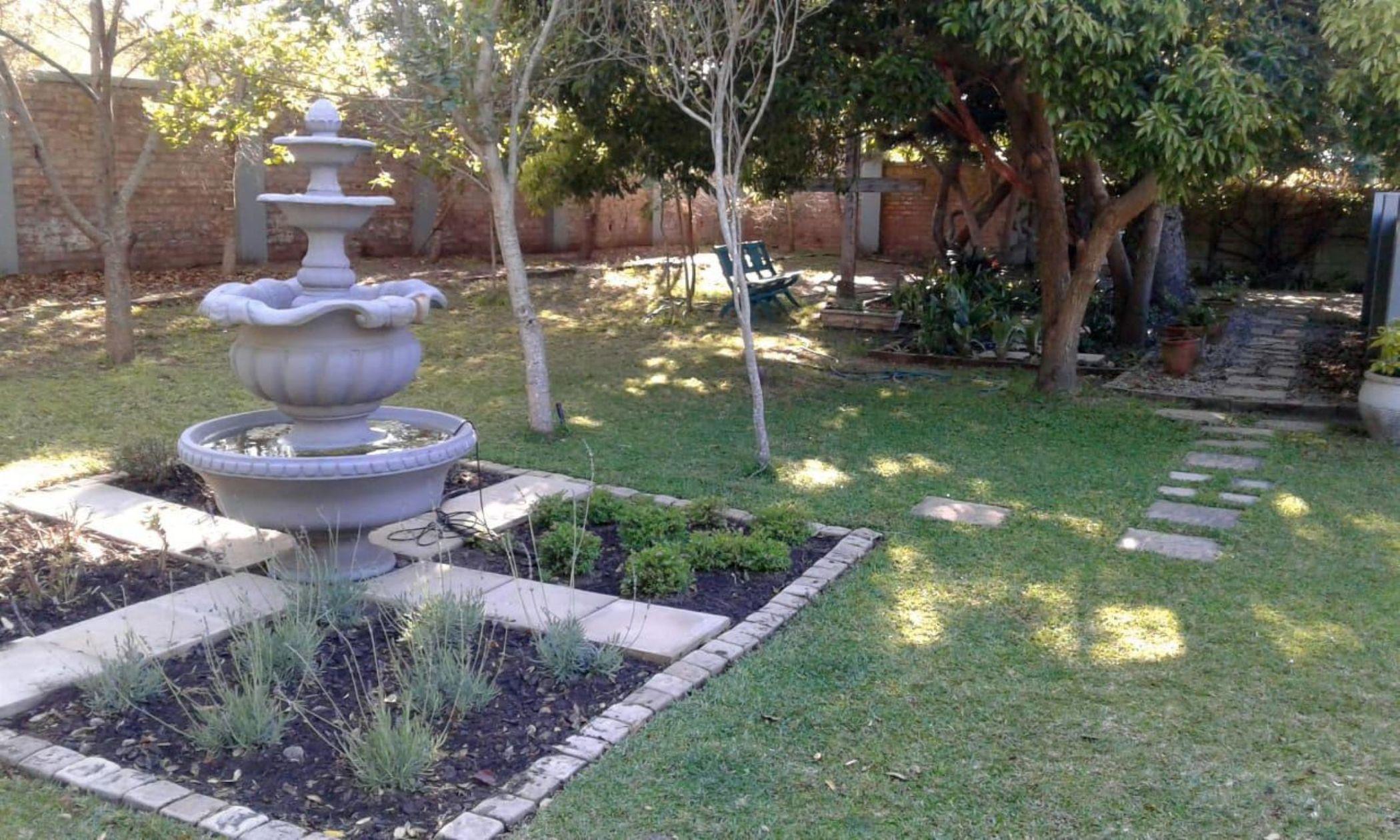 Image 3 of 6