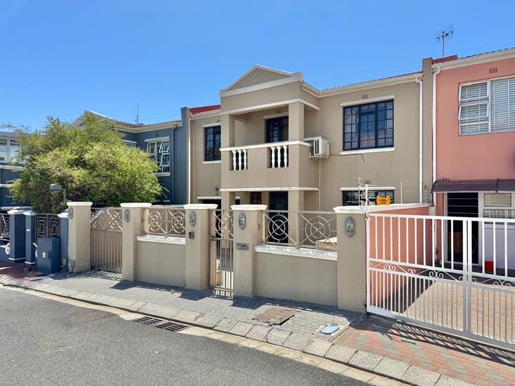 Main property image