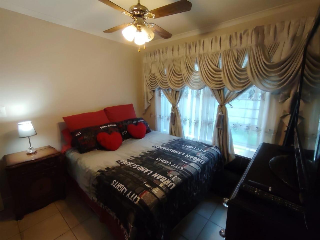 Image 5 of 6