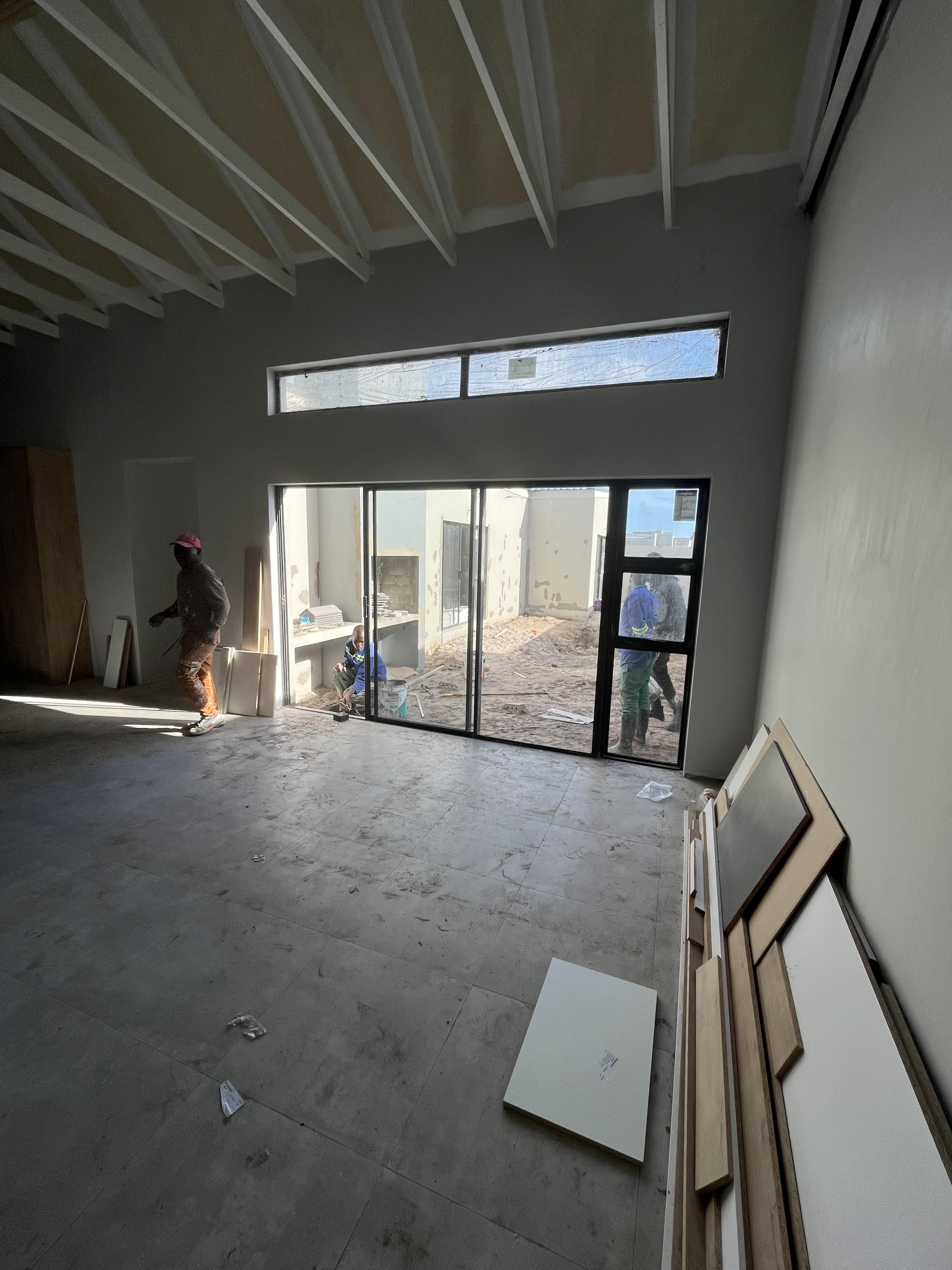 Image 3 of 6