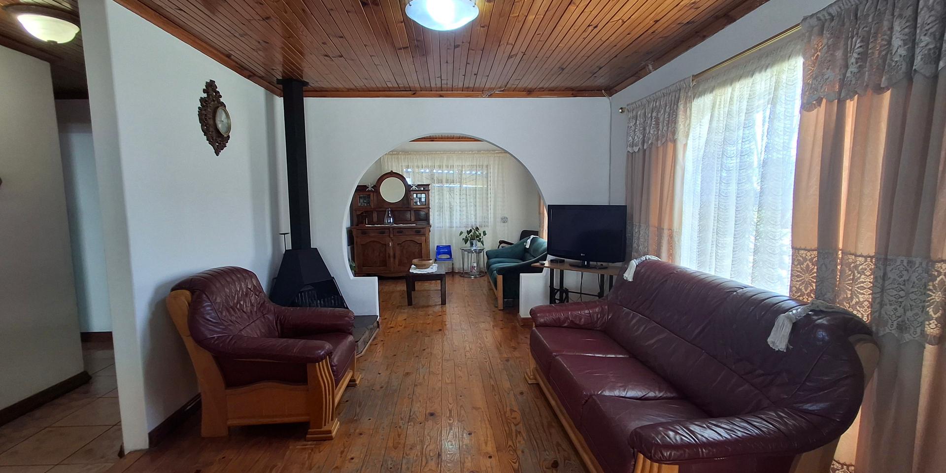 Image 2 of 6