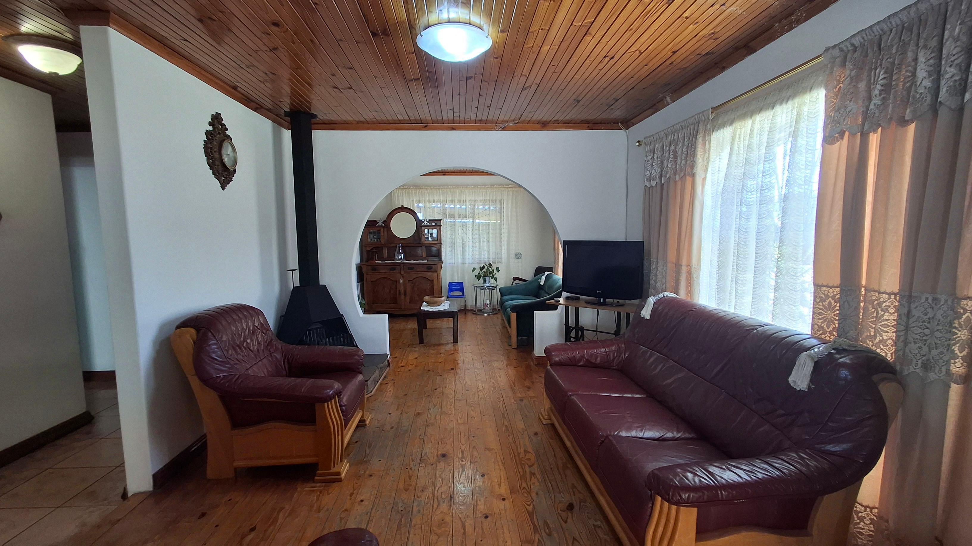 Image 2 of 6