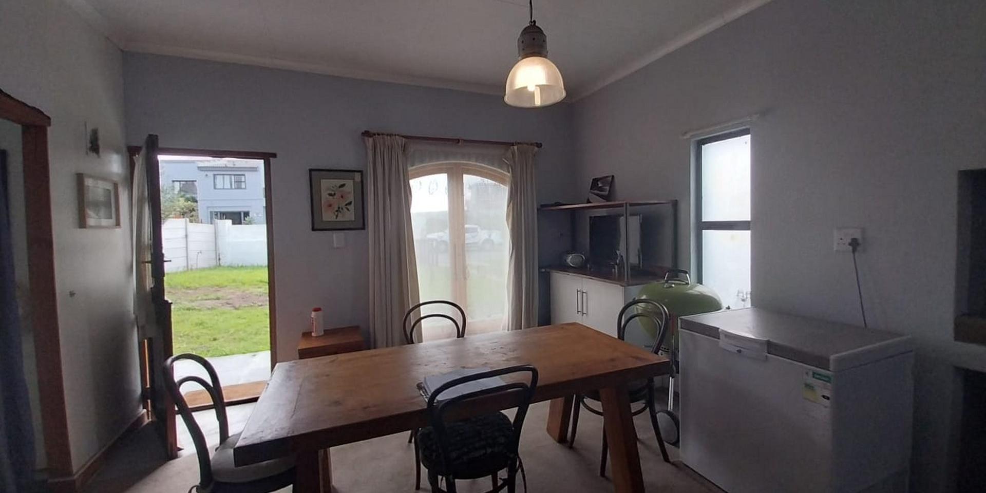 Image 5 of 6