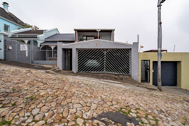 Main property image
