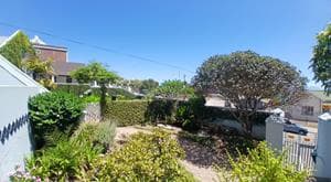 Image 4 of 6