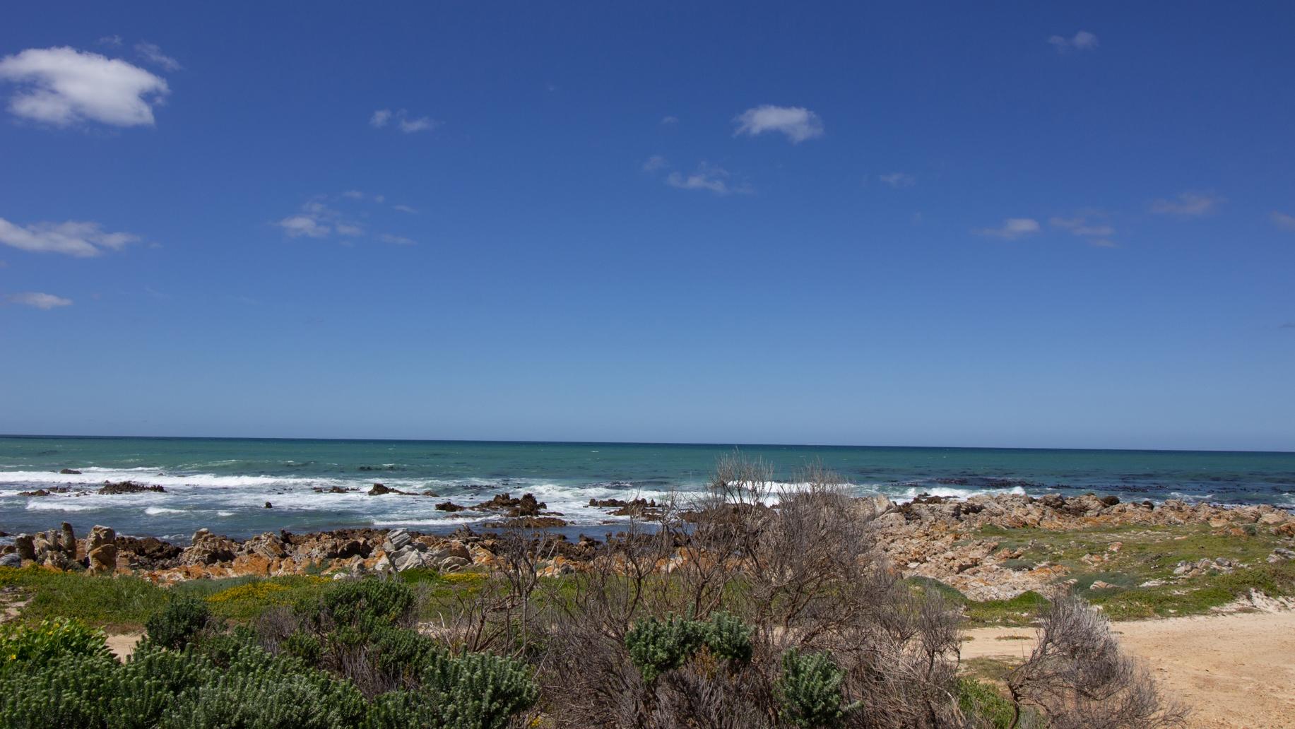 Image 3 of 6