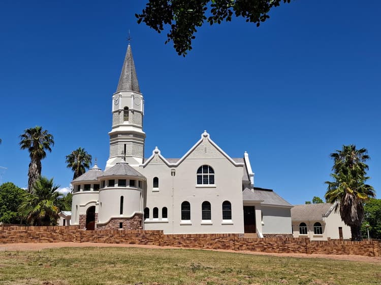 Main property image