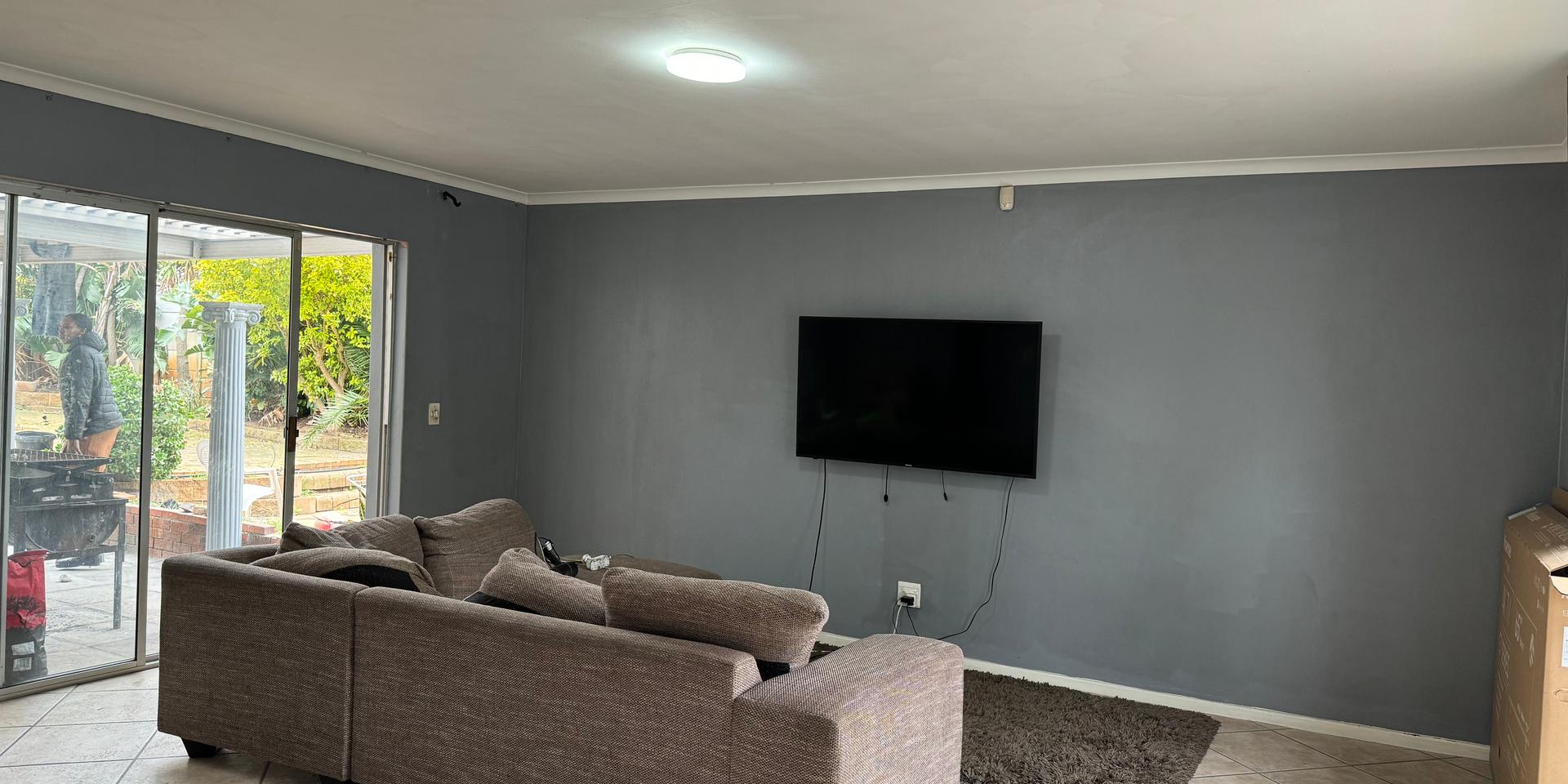 Image 5 of 6