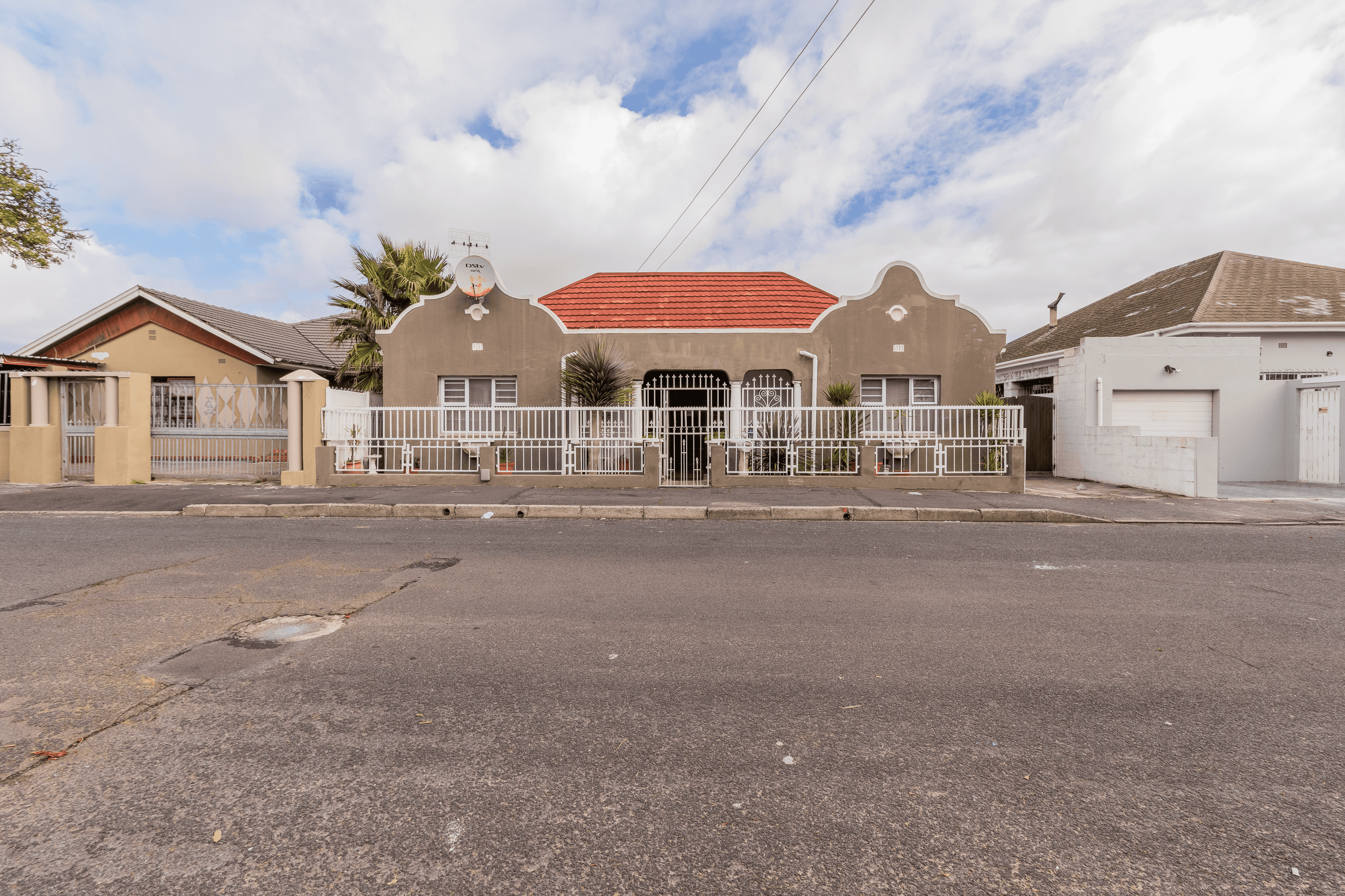 Image 1 of 6