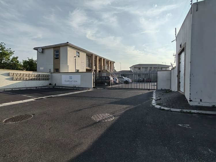 Main property image