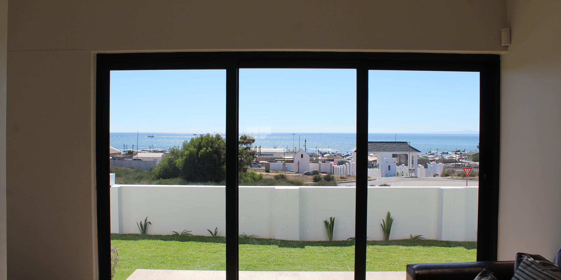 Image 5 of 6