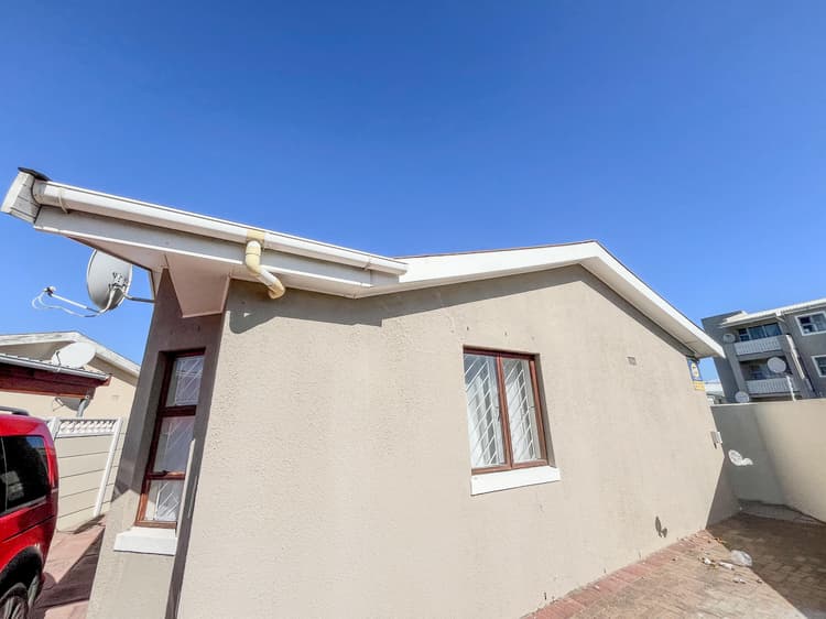 Main property image
