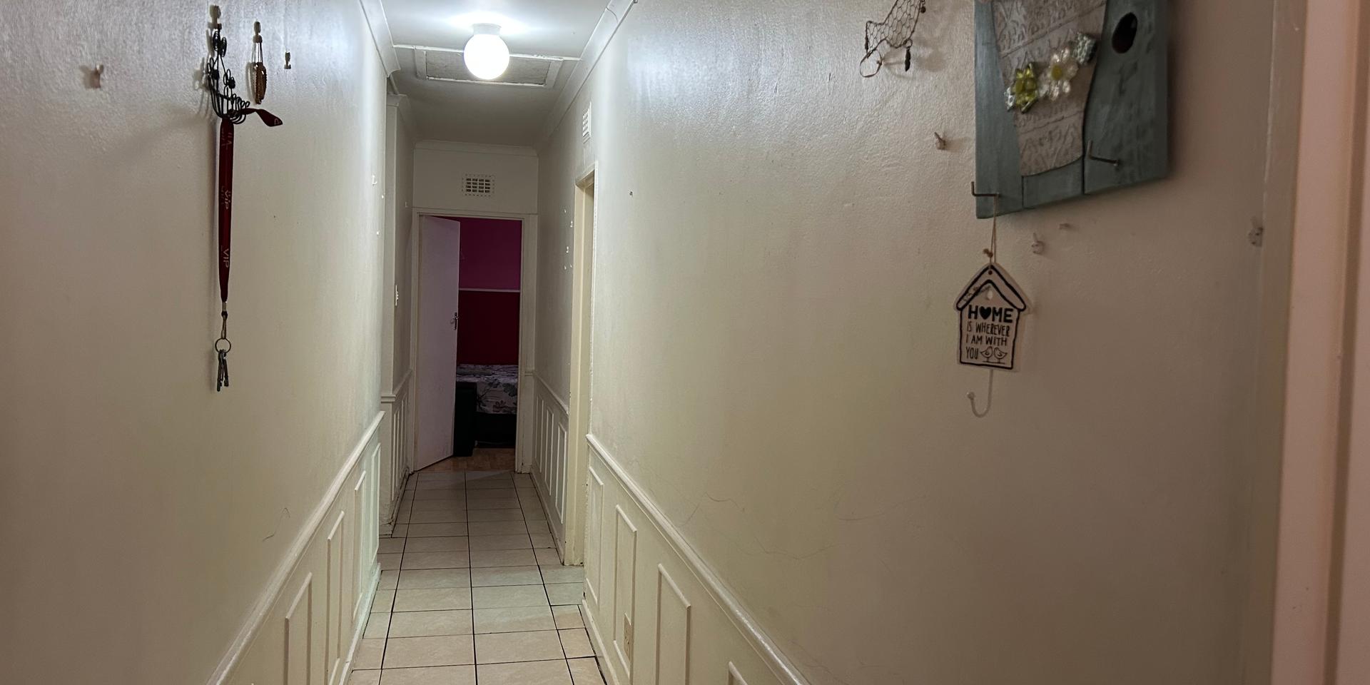 Image 5 of 6