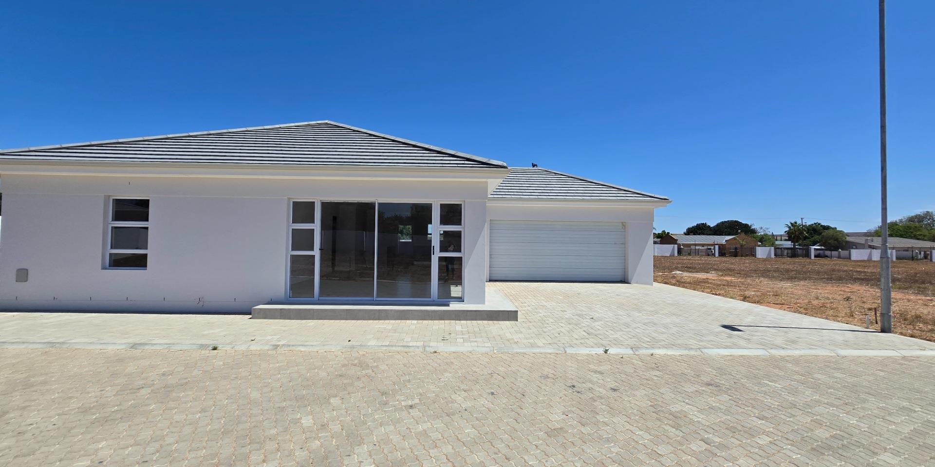 Image 2 of 6
