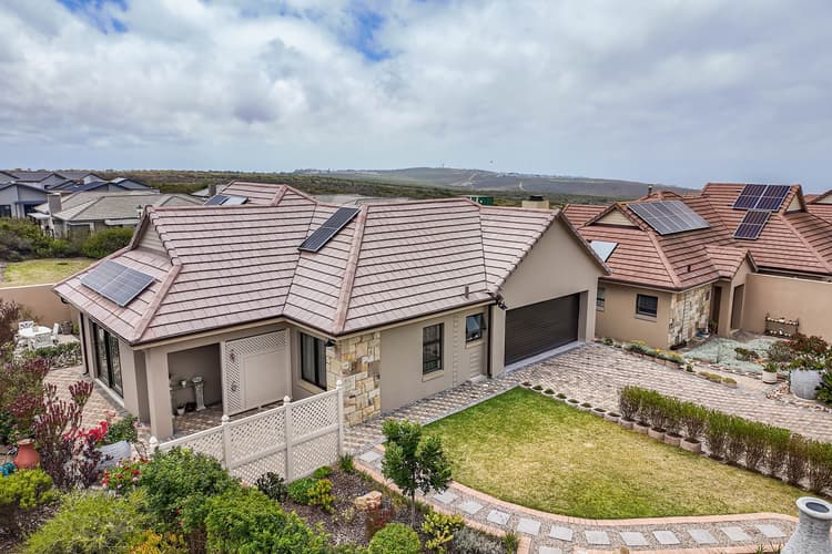 Main property image