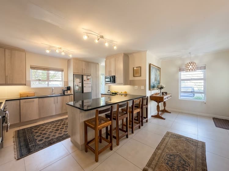 Main property image