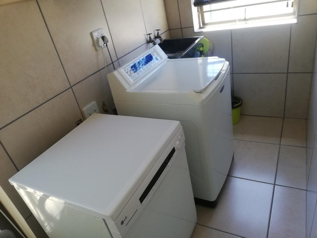 Image 12