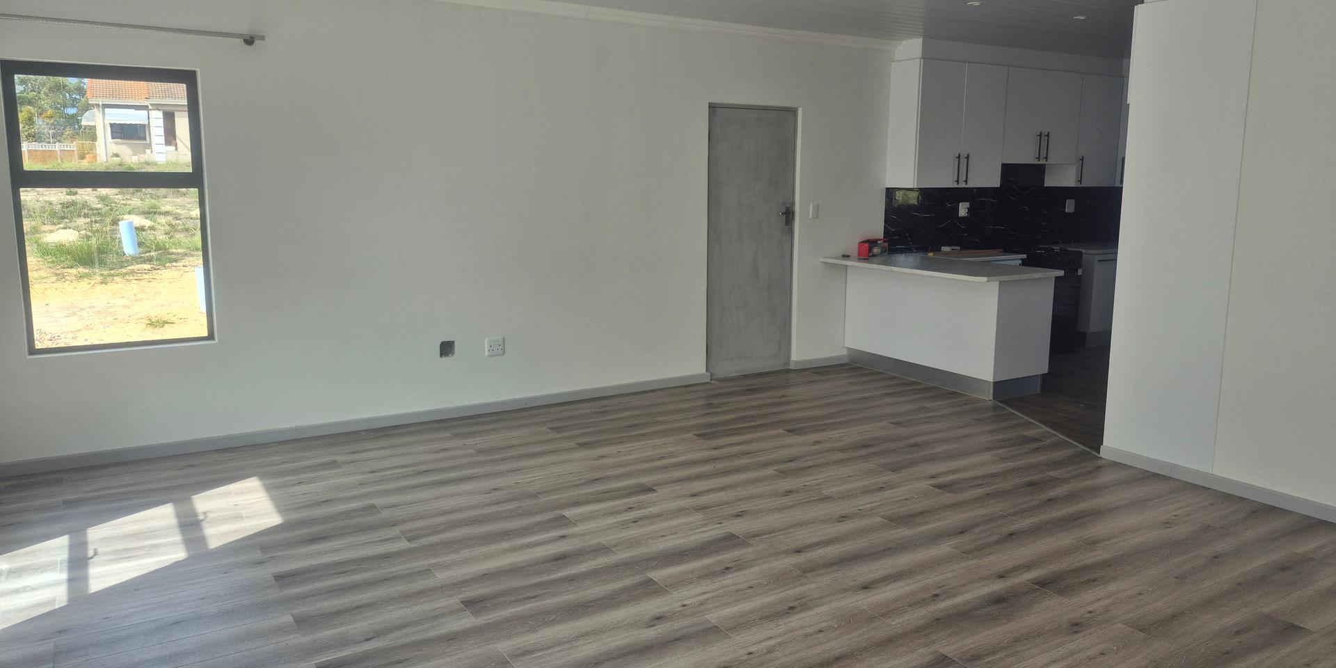 Image 3 of 6