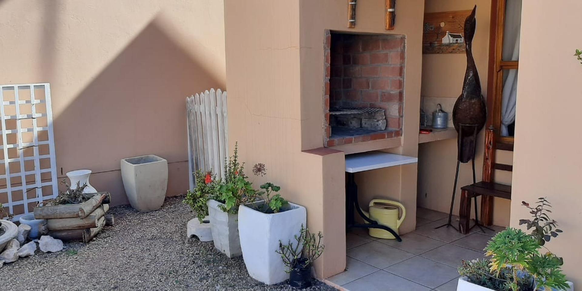 Image 5 of 6