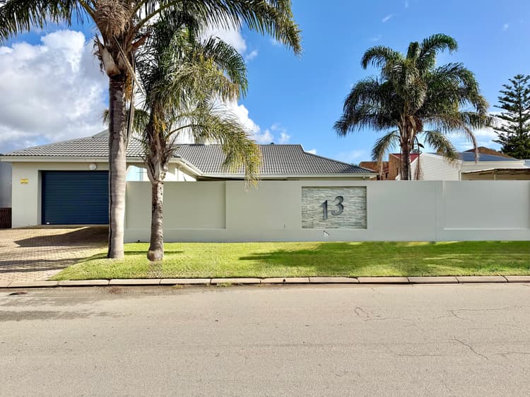 Main property image