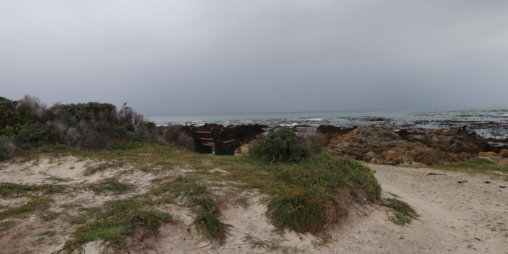 Image 2 of 6