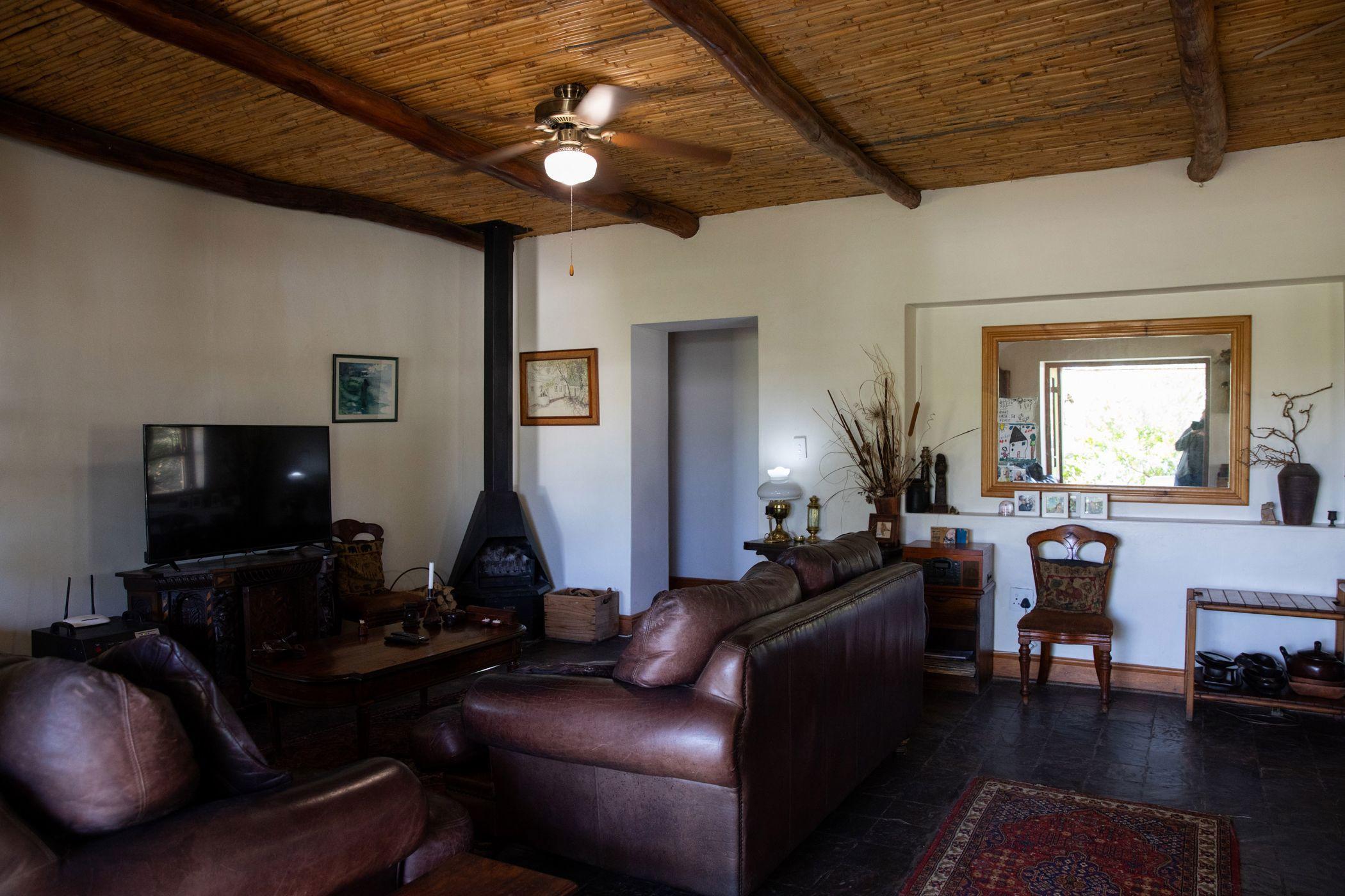 Image 4 of 6