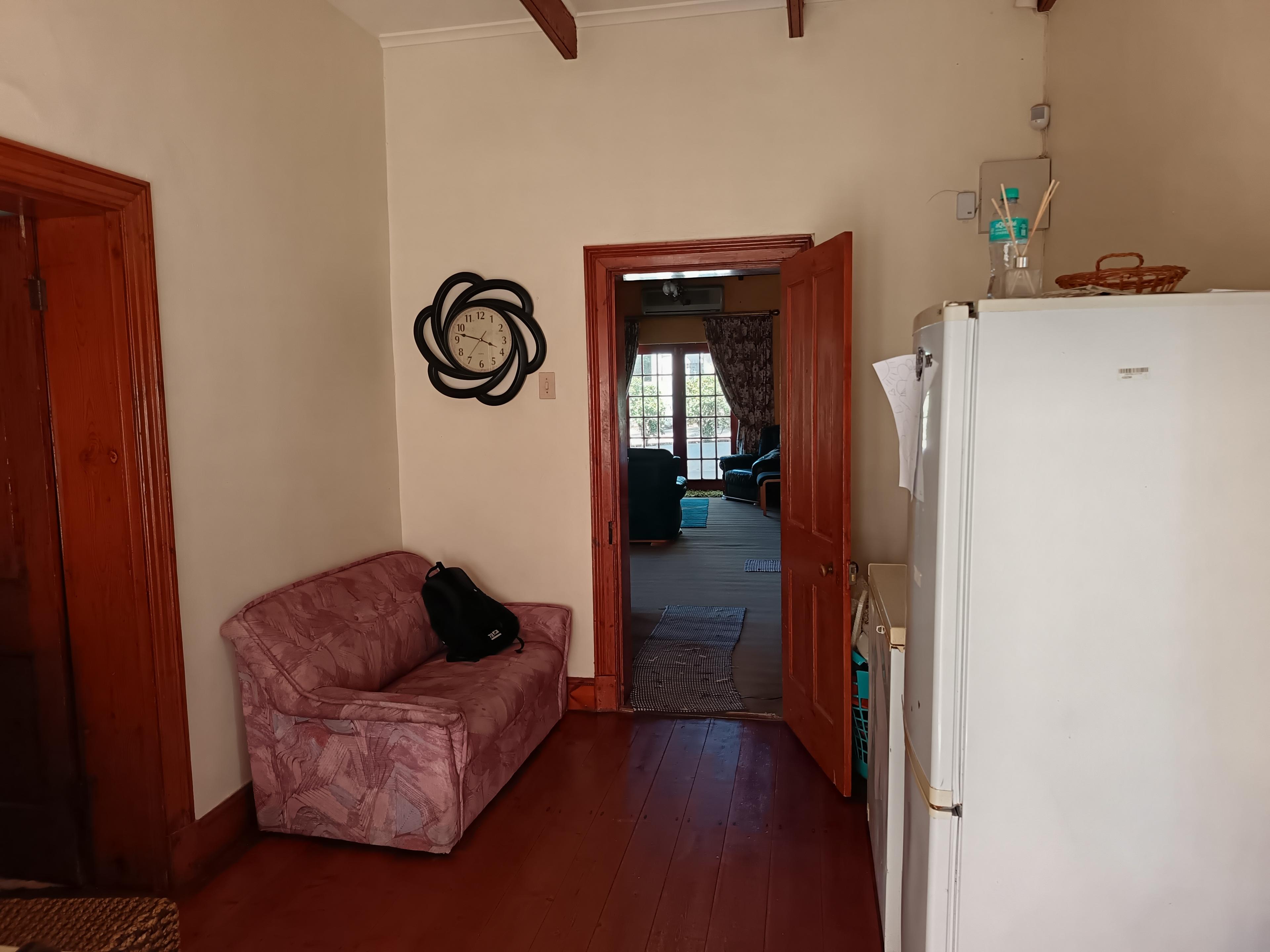 Image 5 of 6