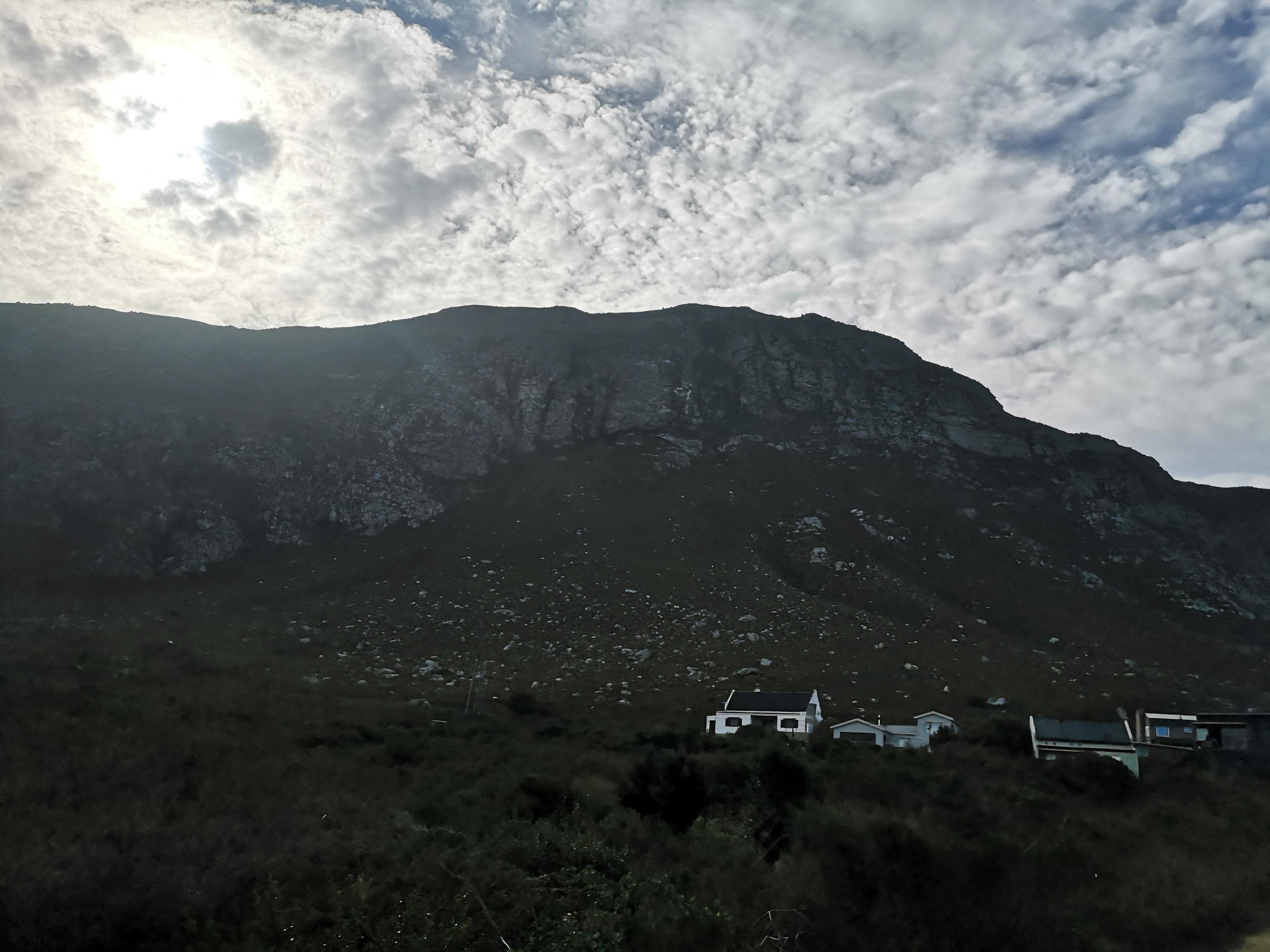 Image 4 of 6