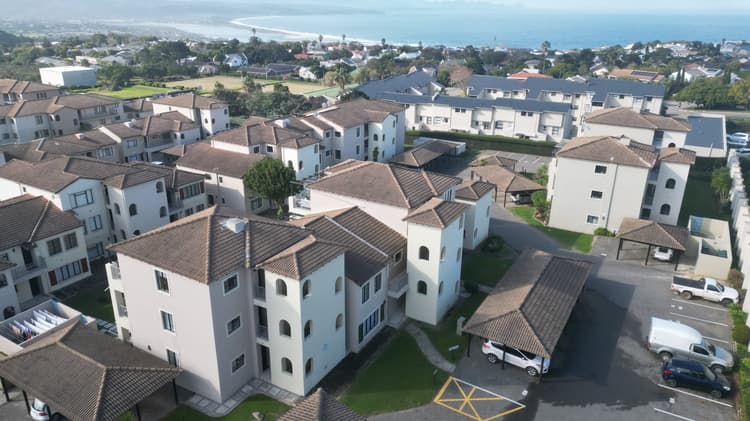 Main property image
